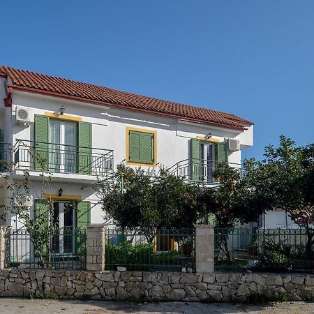 Penelope - Loggos Apartments Longos  Екстер'єр фото
